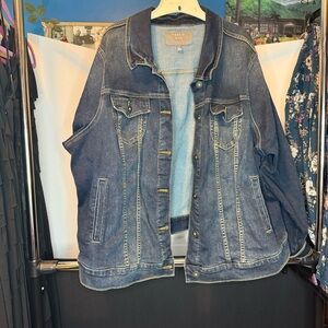 Torrid size 4 Button Down Dark Blue Denim Jacket with Pocket